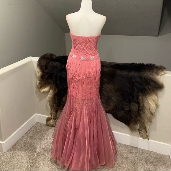 Vintage Style, Multiple Ways to Wear, Stunning Sequins & Beaded Mermaid Gown - Picture 10 of 16